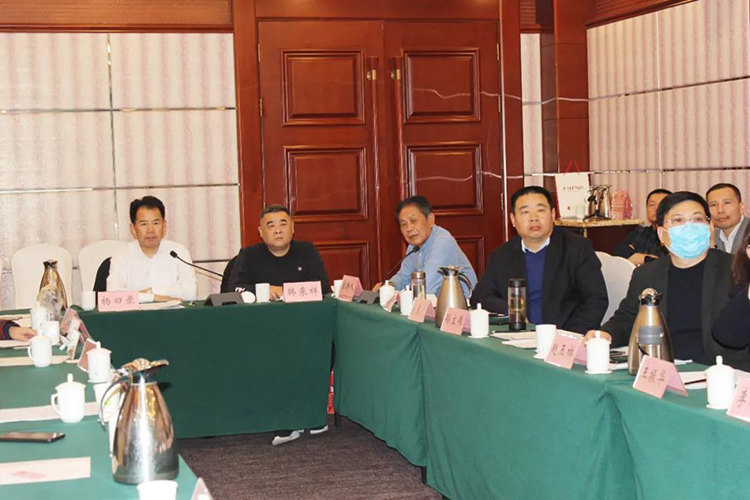 山東省木材與木制品協(xié)會第六屆五次會員代表大會在濟南成功舉行